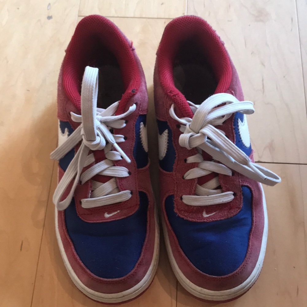 Boys Nike shoes